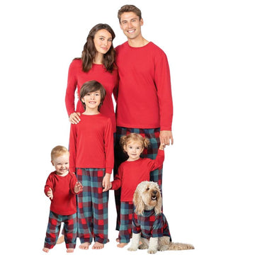 Christmas Letter Green Plaid Family Matching Pajamas Sets